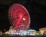 横浜のシースルー観覧車の夜景。行列に並んで透明のゴンドラに乗った感想