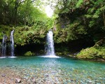 富士山麓・朝霧高原周辺の滝 陣馬の滝は水遊びのおすすめスポットでした！