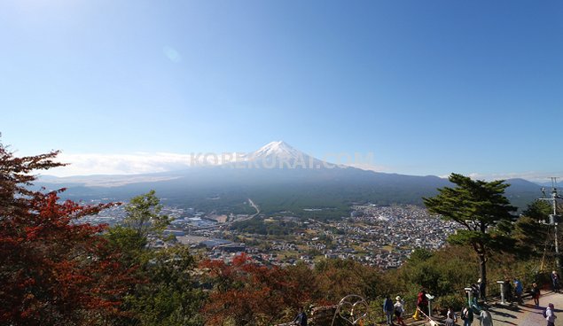 天上山から見る富士山