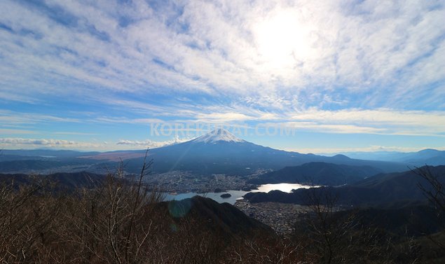 山梨 黒岳 山頂 展望台