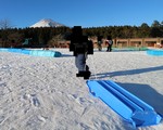 御殿場近くで雪遊び！富士山こどもの国で雪そりと乗馬体験！