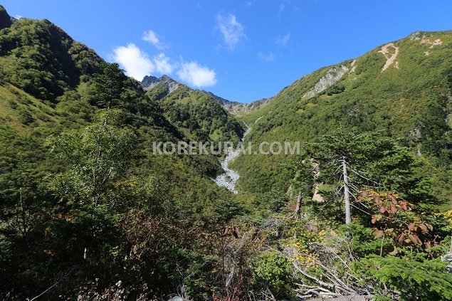 涸沢ヒュッテ付近登山道