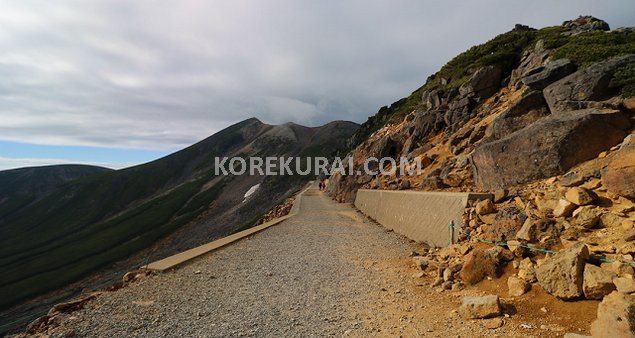 剣ヶ峰 登山道