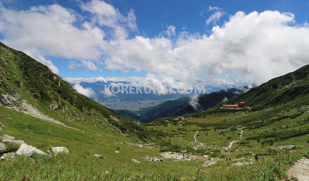 千畳敷カール 登山道の景色