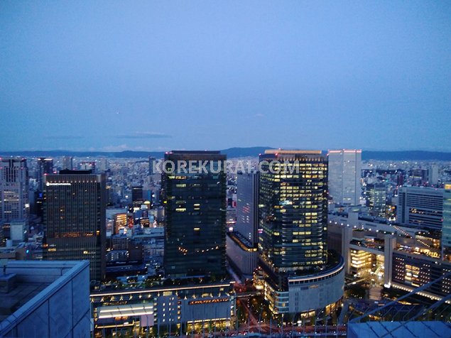 梅田スカイビル 夜景 東側